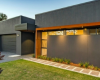 定制设计的唐纳住宅以150万澳元的新高刷新郊区纪录