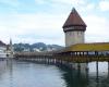 房产信息：瑞士建筑系学生设计和建造苏黎世立交桥下的木制活动亭