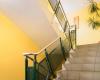 房产信息：黄色楼梯通过BETA连接三代住宅的生活空间